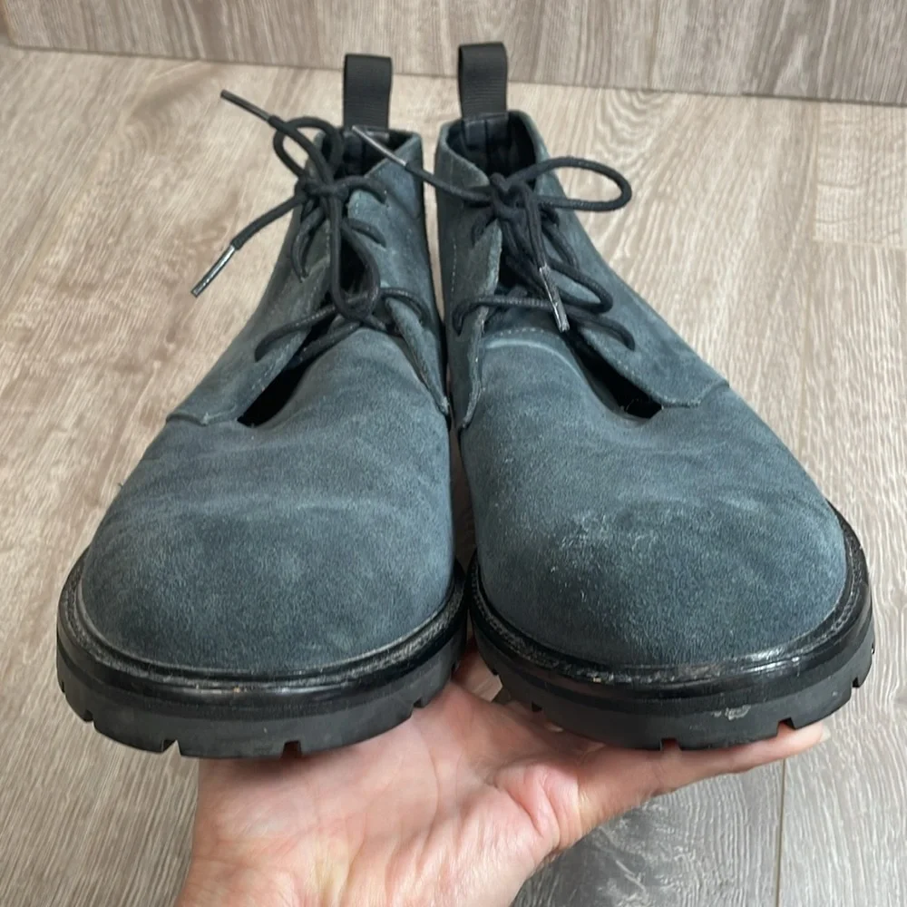 Calvin Klein Ultan Suede Leather Lug Sole Chukka Boots Gray 11
